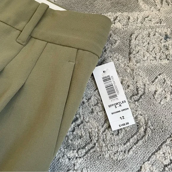 Aritzia Effortless Pant Crepette in Bosana Green Size 12 - Picture 4 of 6